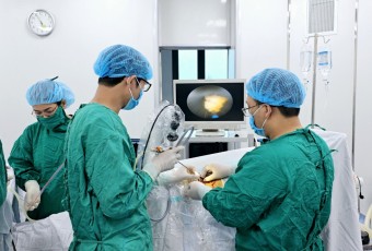 Tán sỏi công nghệ cao tại TTYT Việt Yên
