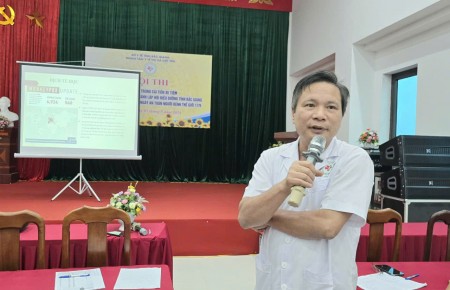 Gần 300 cán bộ y tế được tập huấn cập nhật kiến thức về giám sát phòng, chống lây nhiễm, chăm sóc, điều trị bệnh Đậu mùa khỉ tại Việt Yên