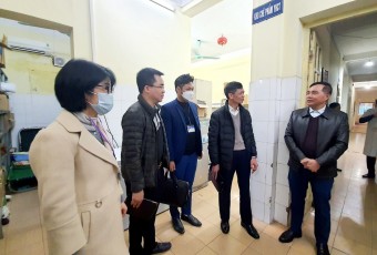 Kiểm tra đảm bảo công tác y tế dịp Tết tại Trung tâm Y tế thị xã Việt Yên