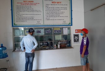 Cơ sở điều trị Methadone Trung tâm Y tế Việt Yên thực hiện tốt các  quy định cấp phát thuốc cho người bệnh trong đợt dịch Covid-19
